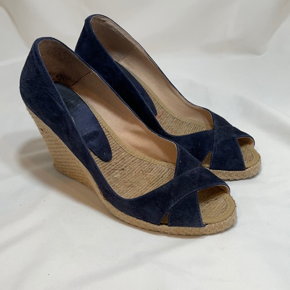 Andre Assous wedge